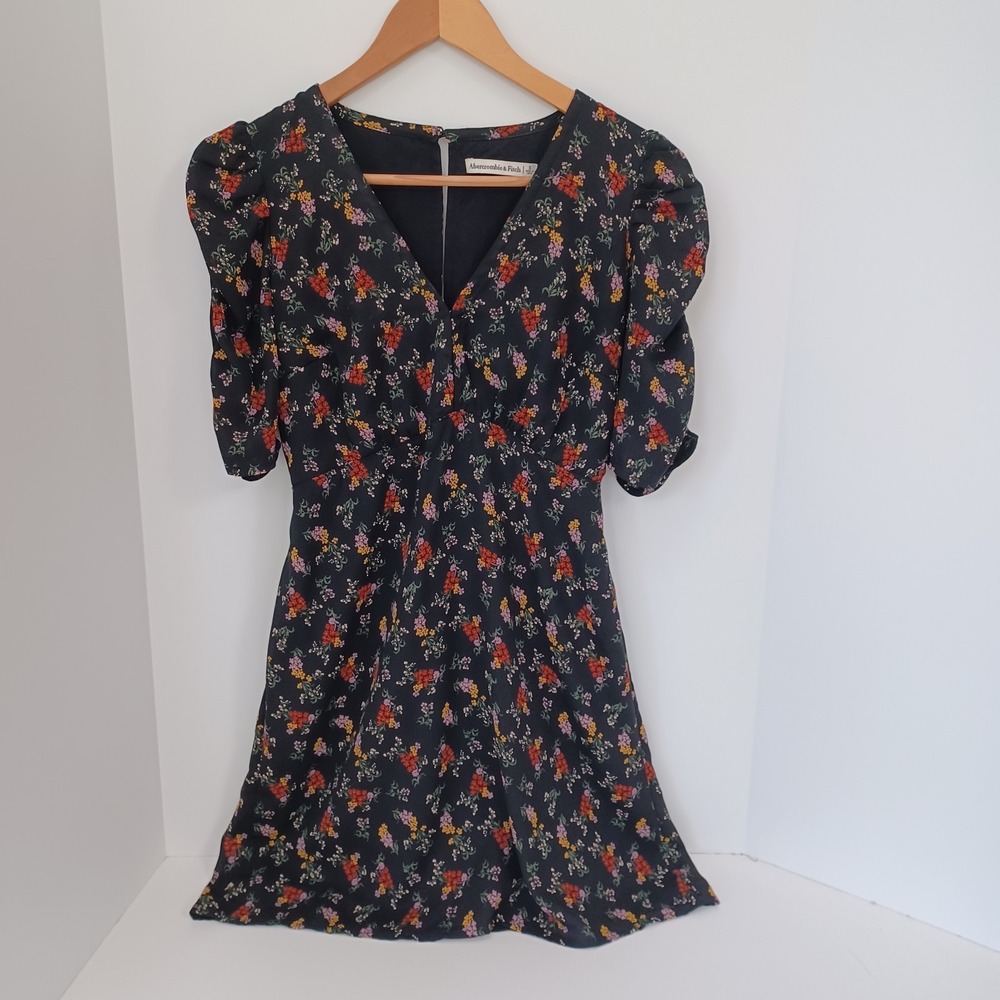 Abercrombie & Fitch Puff Sleeve Mini Pencil Dress V-Neck Open Back Small